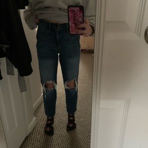 High rise Holister distressed mom jeans